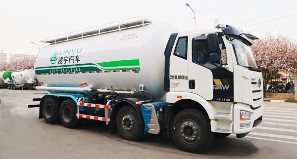 凌宇干混砂漿車的特點都有什么？