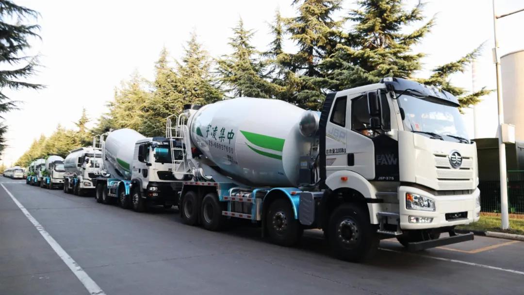 【重卡新聞】11月重卡銷售量新鮮出爐！銷4.8萬輛創(chuàng)年內(nèi)新低