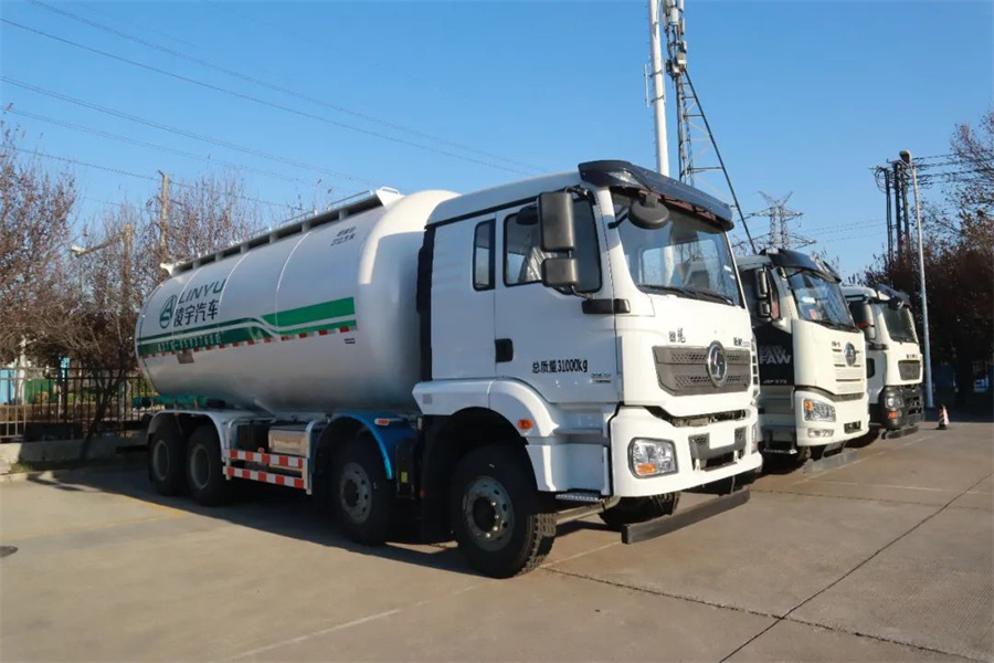 【重卡新聞】連續(xù)上漲！3月重卡銷近10萬輛！