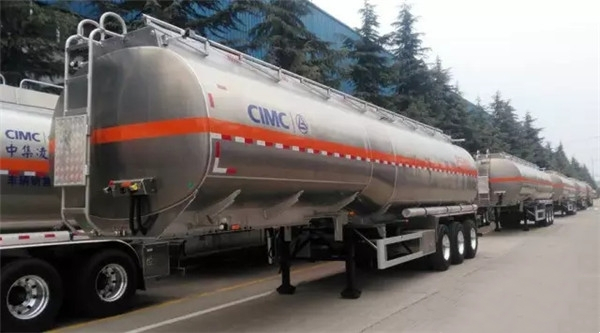 對(duì)戰(zhàn)薩德，民族品牌“凌宇”七倉(cāng)液罐車(chē)轉(zhuǎn)戰(zhàn)東南亞！