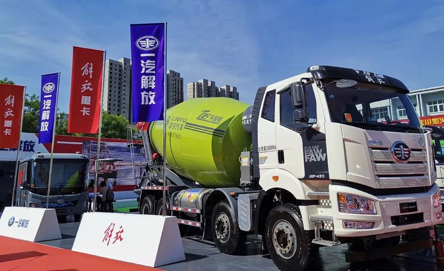 解決行業(yè)六大焦點(diǎn)問(wèn)題，凌宇“智匯型攪拌車”橫空出世